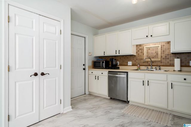 2048 PLANTATION PARKWAY, Moody, AL 35004