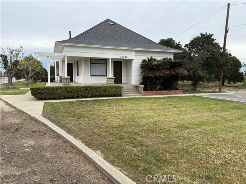 26520 Orange Avenue, Redlands, CA 92373