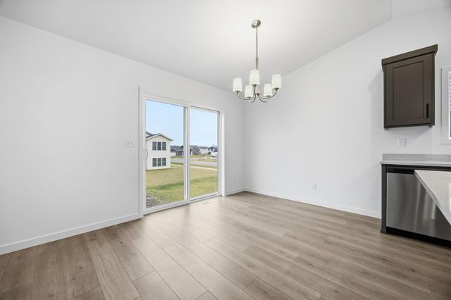 7007 Benji Lane, Horace, ND 58047