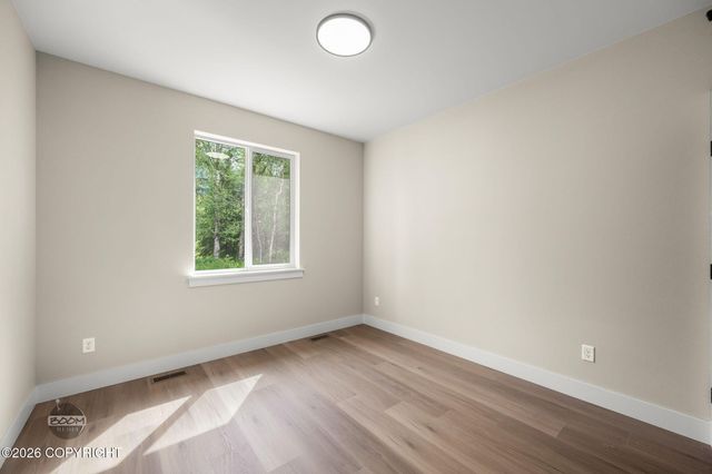 6119 N Radiant Dawn Circle, Wasilla, AK 99654