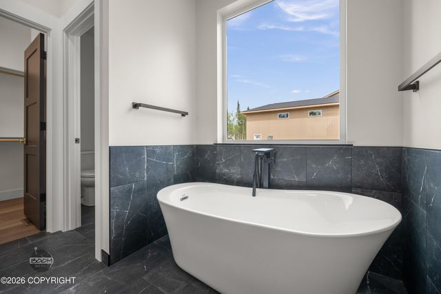6119 N Radiant Dawn Circle, Wasilla, AK 99654