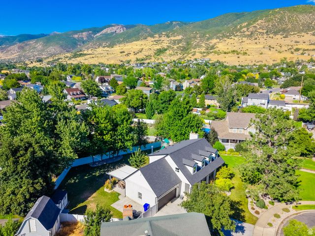 1786 N COUNTRY CIR, Centerville, UT 84014