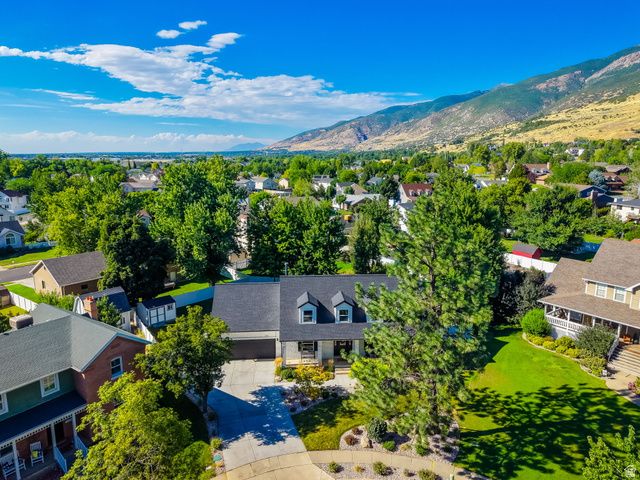 1786 N COUNTRY CIR, Centerville, UT 84014