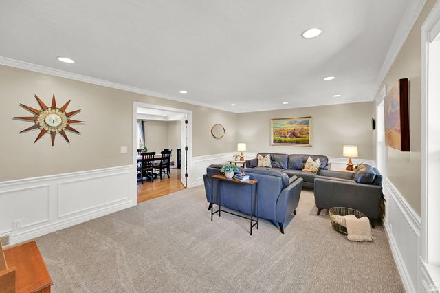 1786 N COUNTRY CIR, Centerville, UT 84014
