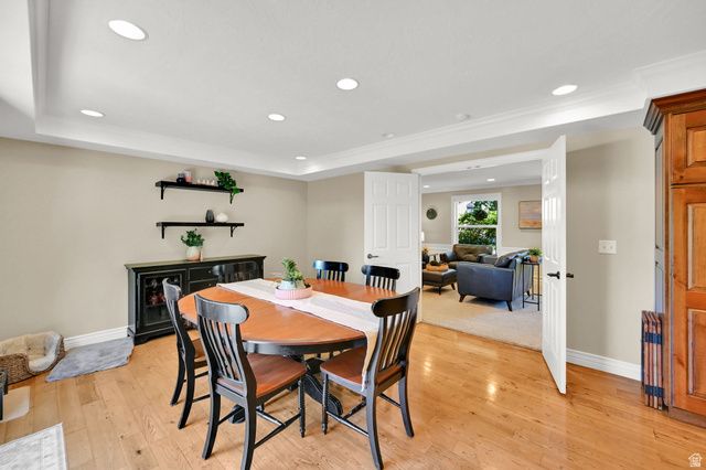 1786 N COUNTRY CIR, Centerville, UT 84014