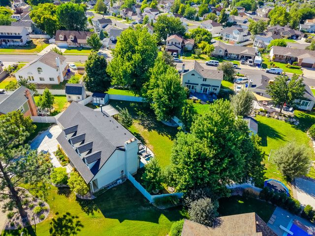 1786 N COUNTRY CIR, Centerville, UT 84014