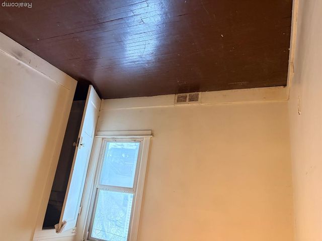 4104 Woodhall Street, Detroit, MI 48224