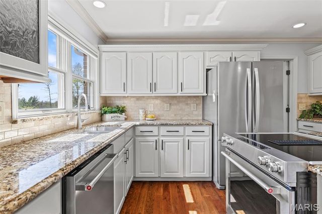 4832 Balmy Bay Court, St Louis, MO 63128