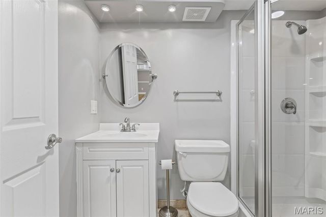 4832 Balmy Bay Court, St Louis, MO 63128