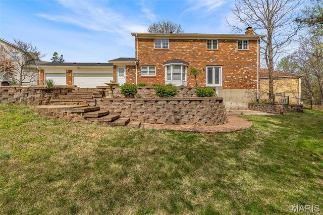 4832 Balmy Bay Court, St Louis, MO 63128