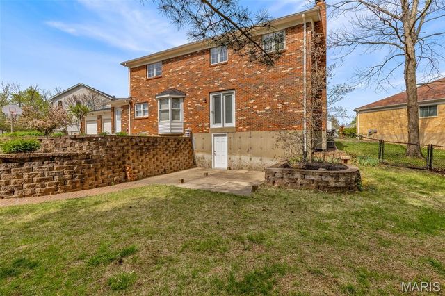 4832 Balmy Bay Court, St Louis, MO 63128