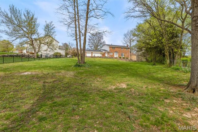 4832 Balmy Bay Court, St Louis, MO 63128