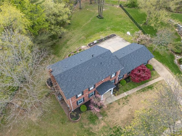 4832 Balmy Bay Court, St Louis, MO 63128