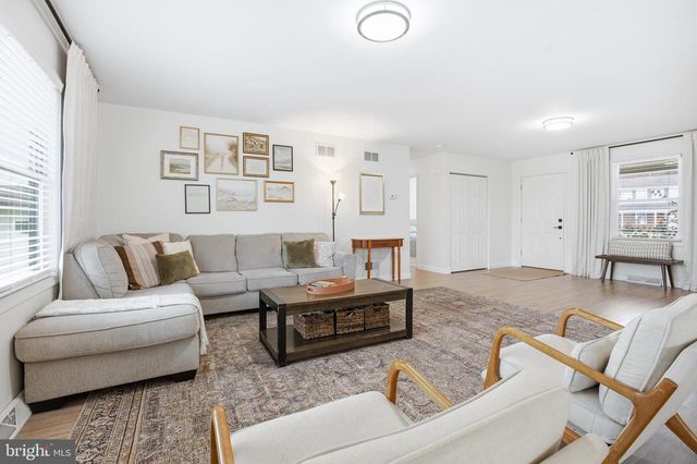 13 OVERLOOK LN, Newmanstown, PA 17073