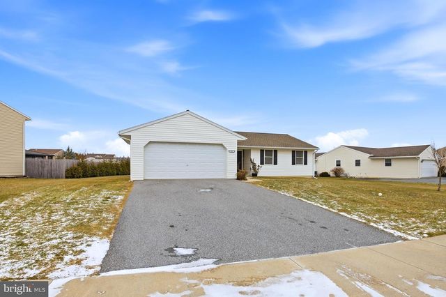 13 OVERLOOK LN, Newmanstown, PA 17073