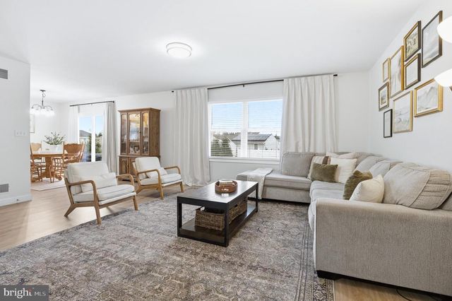 13 OVERLOOK LN, Newmanstown, PA 17073