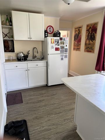 26 Oakland Avenue 2R, Warwick, NY 10990