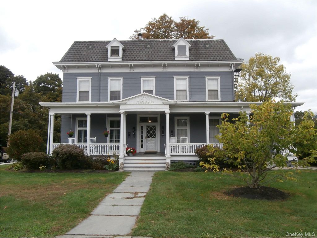 26 Oakland Avenue 2R, Warwick, NY 10990