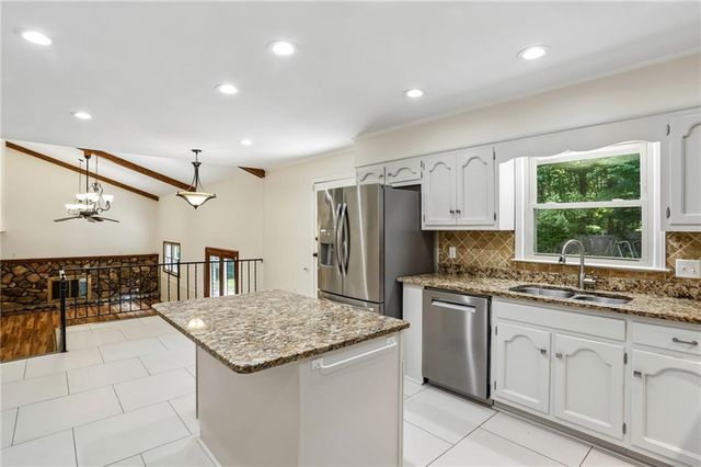 2032 Gunstock Drive, Tucker, GA 30087