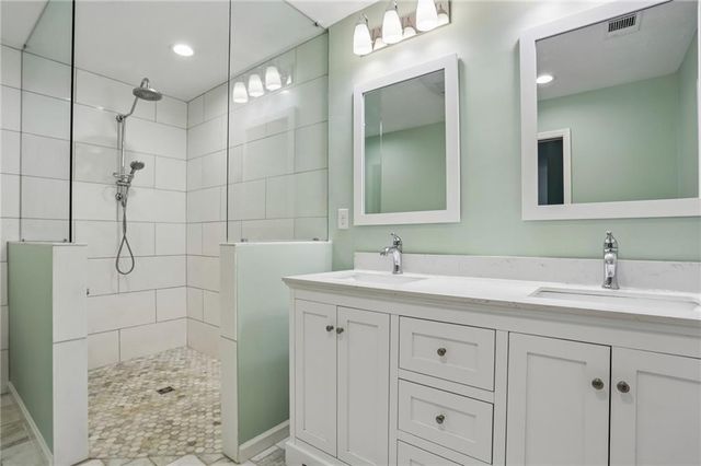 2032 Gunstock Drive, Tucker, GA 30087