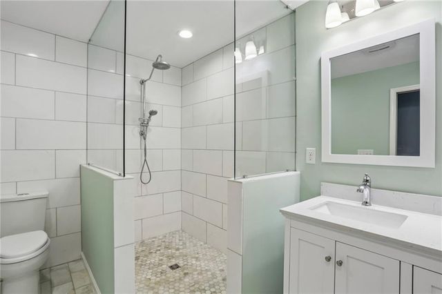 2032 Gunstock Drive, Tucker, GA 30087