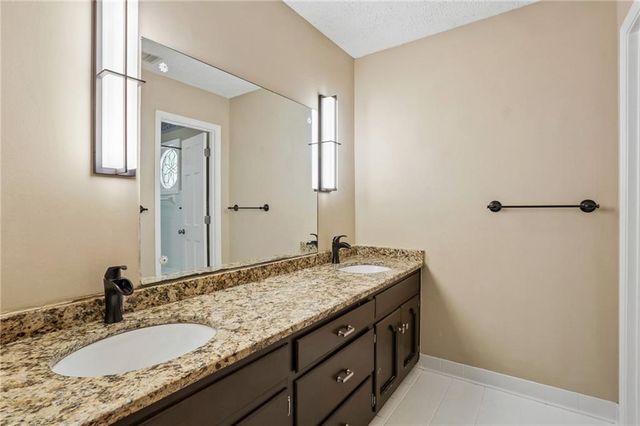 2032 Gunstock Drive, Tucker, GA 30087