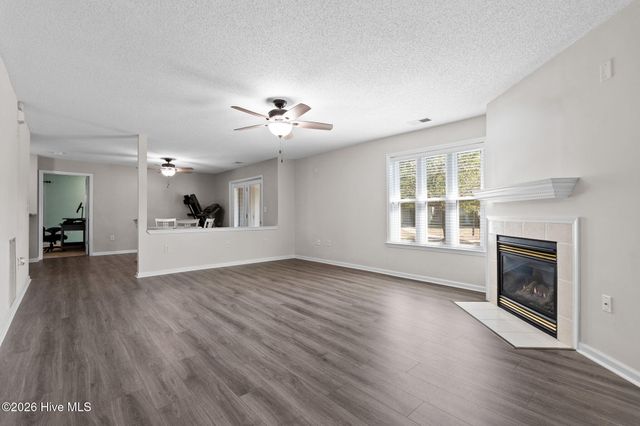 4130 Breezewood Drive Apt 104, Wilmington, NC 28412