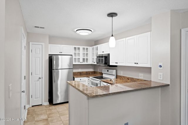 4130 Breezewood Drive Apt 104, Wilmington, NC 28412