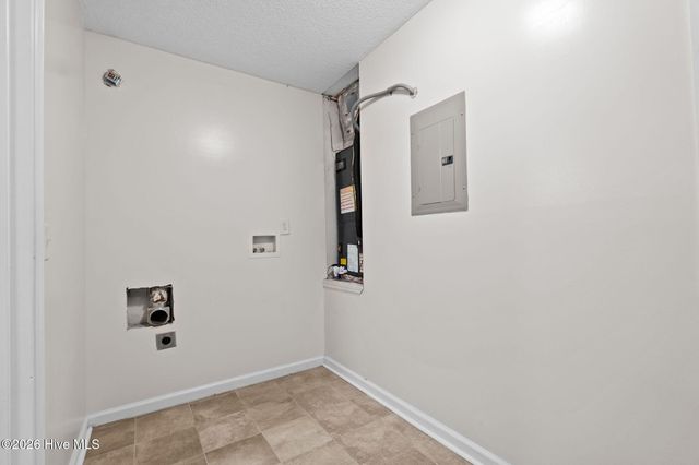 4130 Breezewood Drive Apt 104, Wilmington, NC 28412