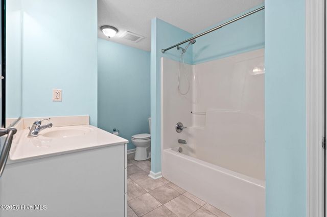 4130 Breezewood Drive Apt 104, Wilmington, NC 28412
