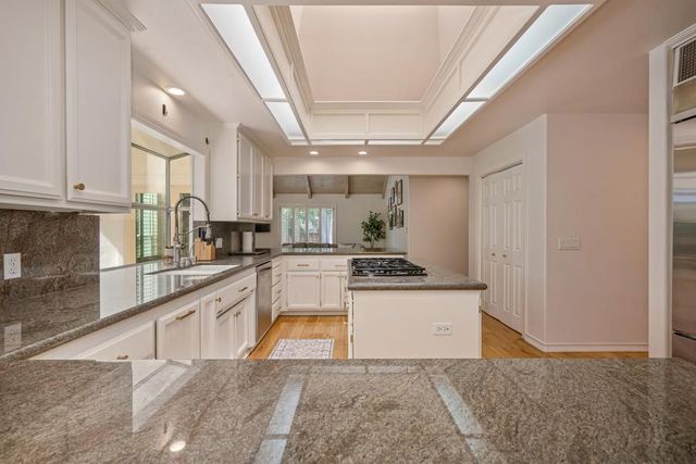8530 Quail Oaks Dr, Granite Bay, CA 95746