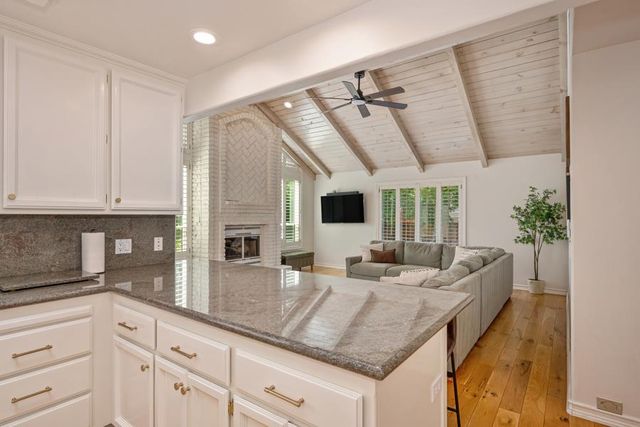 8530 Quail Oaks Dr, Granite Bay, CA 95746