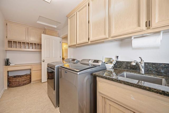 8530 Quail Oaks Dr, Granite Bay, CA 95746