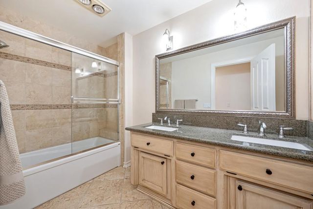 8530 Quail Oaks Dr, Granite Bay, CA 95746