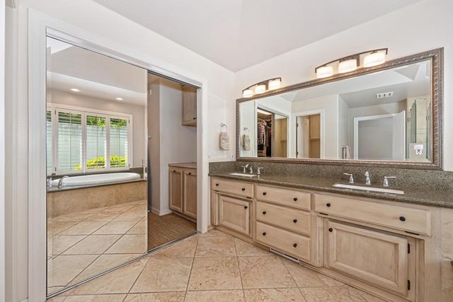8530 Quail Oaks Dr, Granite Bay, CA 95746