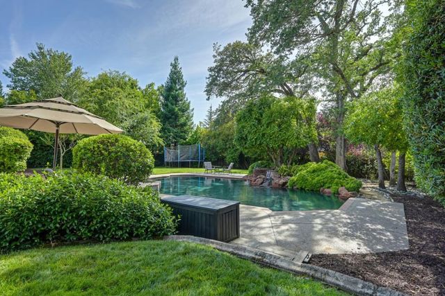 8530 Quail Oaks Dr, Granite Bay, CA 95746