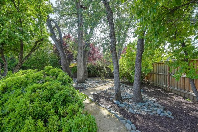 8530 Quail Oaks Dr, Granite Bay, CA 95746