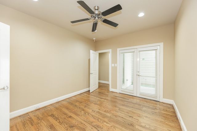 5209 Schuler Street C, Houston, TX 77007
