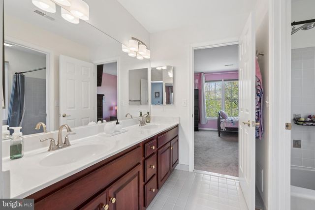 9804 PEBBLE BEACH CT, Ijamsville, MD 21754