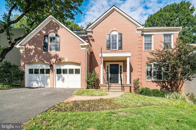 1255 DARTMOUTH CT, Alexandria, VA 22314