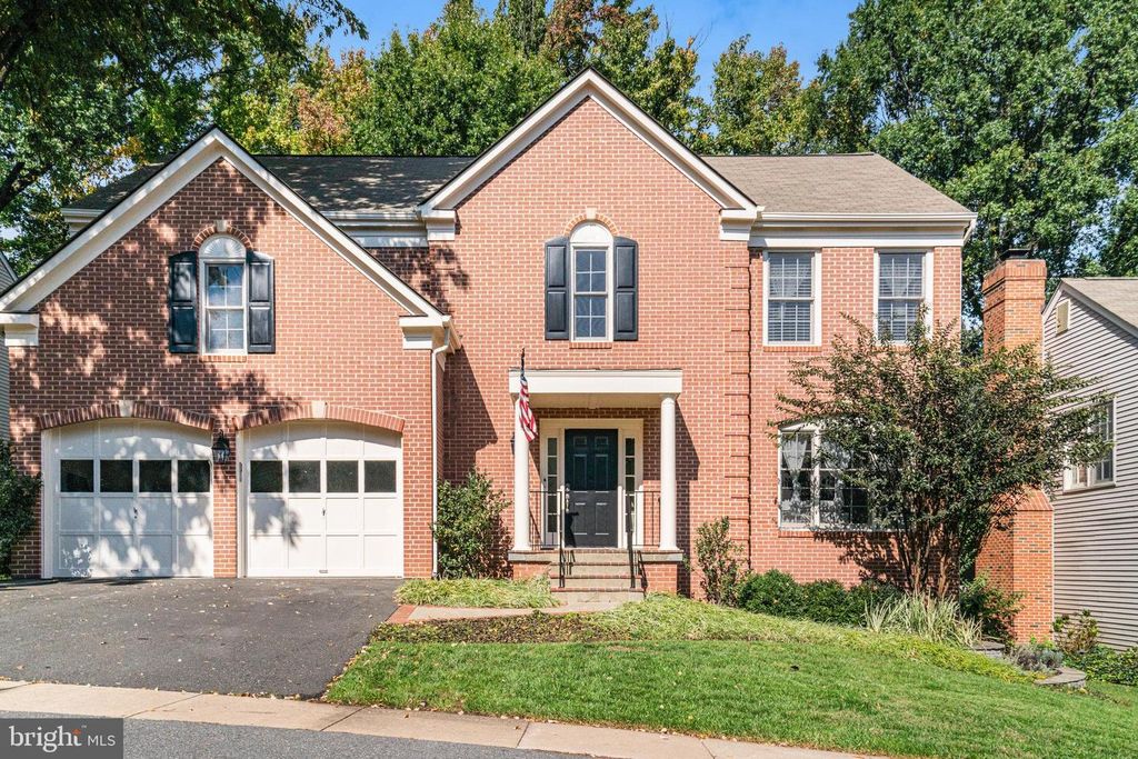 1255 DARTMOUTH CT, Alexandria, VA 22314