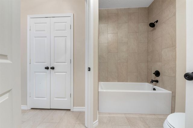 6002 Blackberry Cove Lane, Richmond, TX 77469
