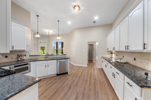 6002 Blackberry Cove Lane, Richmond, TX 77469
