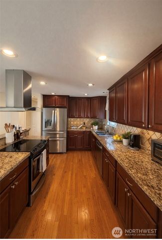 5006 NE 6th Street, Renton, WA 98059