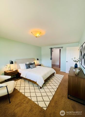 5006 NE 6th Street, Renton, WA 98059