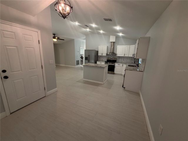 319 AVENUE A NE, Winter Haven, FL 33881