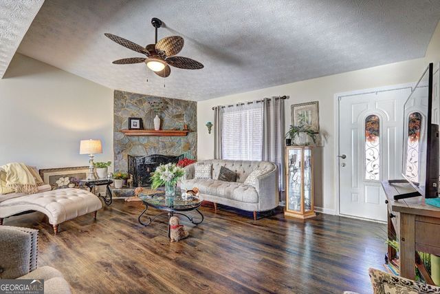 70 Grove Creek Drive, Locust Grove, GA 30248