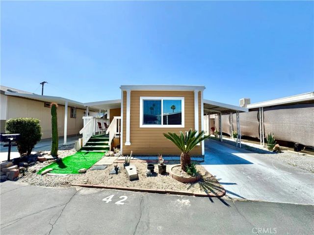 999 Santa Fe Ave 42, San Jacinto, CA 92583