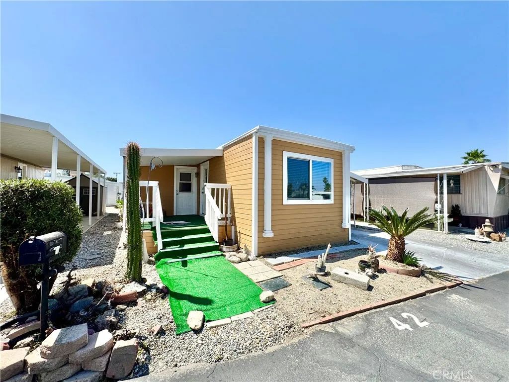 999 Santa Fe Ave 42, San Jacinto, CA 92583