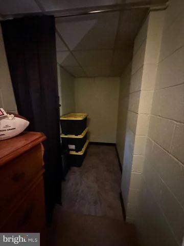 4921 5TH, Altoona, PA 16602